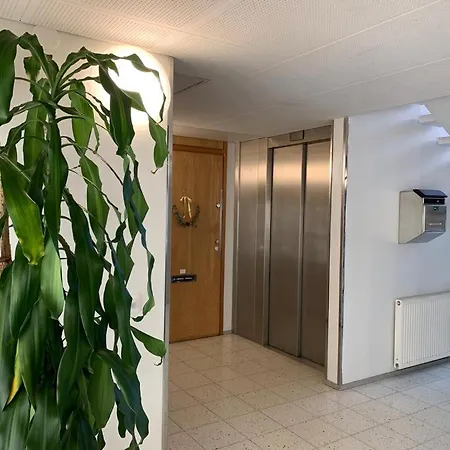 דירה Sea, Sauna And Center *